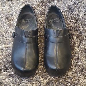 Womens Dansko Shoes Size 37